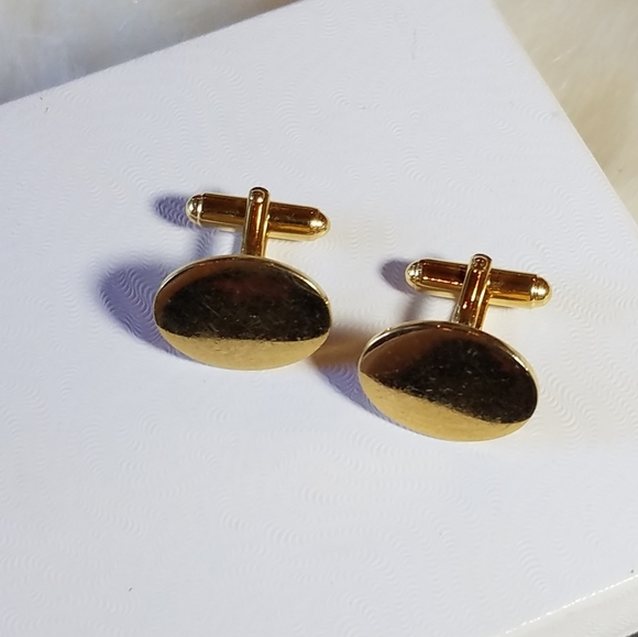 Other - Men's Golden Oval Cuff Links